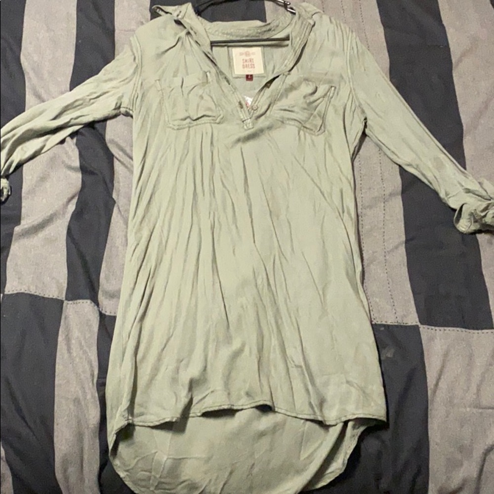 Long sleeve roll up sleeve shirt dress